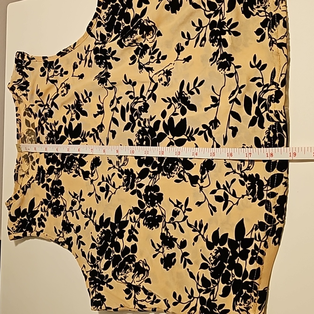 Floral Nude Illusion Top XL - Picture 8 of 8